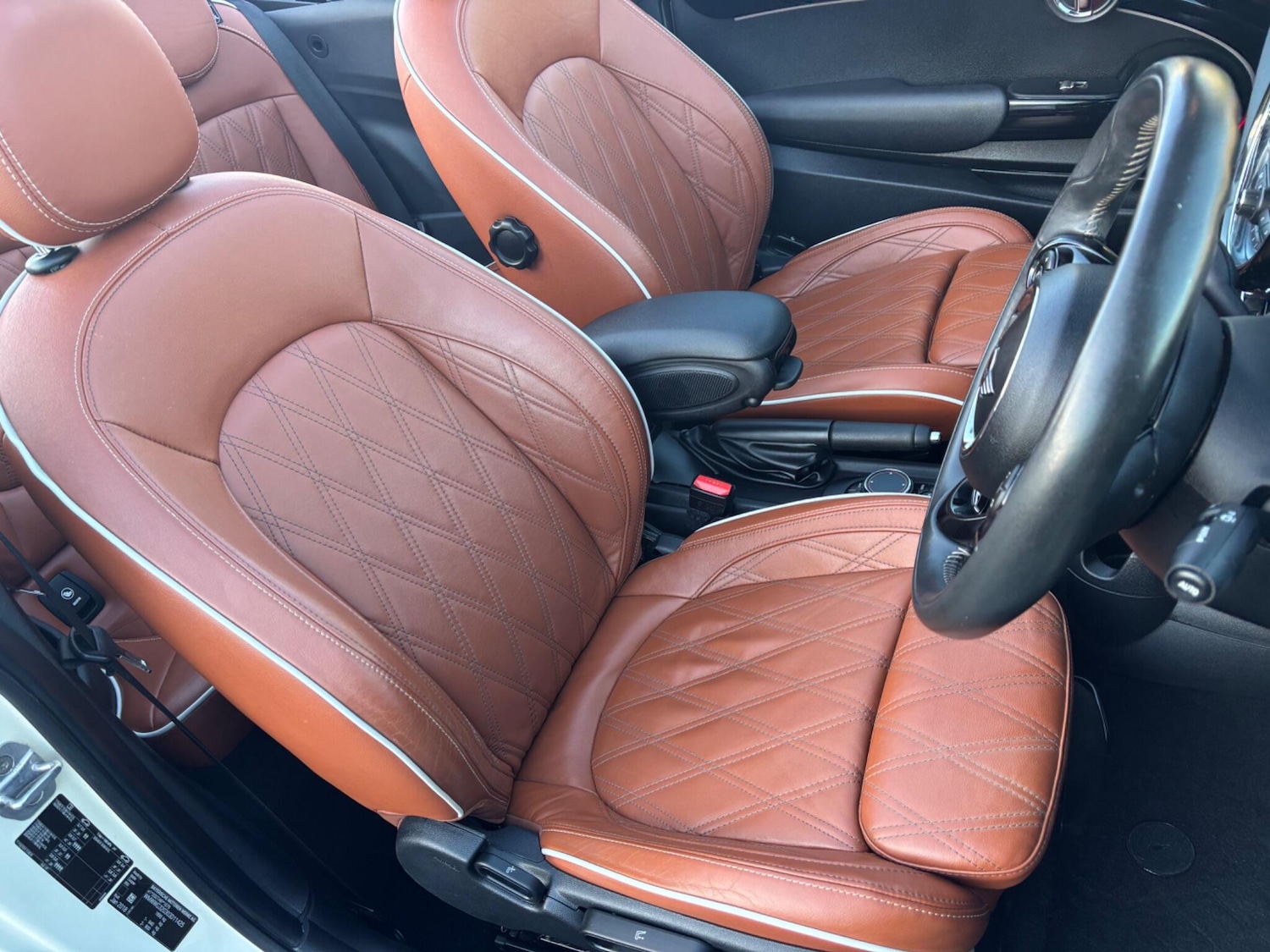 Used MINI Convertible 2018 for sale - 77166798: Photo 13