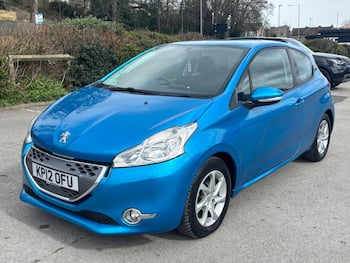 Used Peugeot 208 2012 for sale - 79698256: Photo