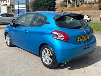 Used Peugeot 208 2012 for sale - 79698256: Photo