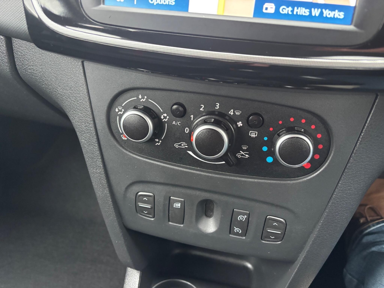 Used Dacia Sandero Stepway 2020 for sale - 76952812: Photo 24