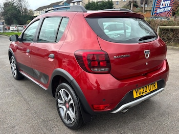 Used Dacia Sandero Stepway 2020 for sale - 76952812: Photo