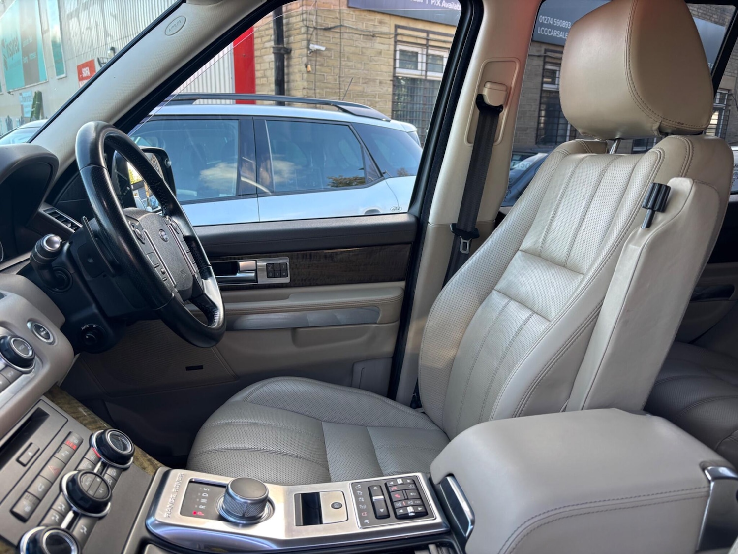 Used Land Rover Range Rover Sport 2012 for sale - 76398041: Photo 17