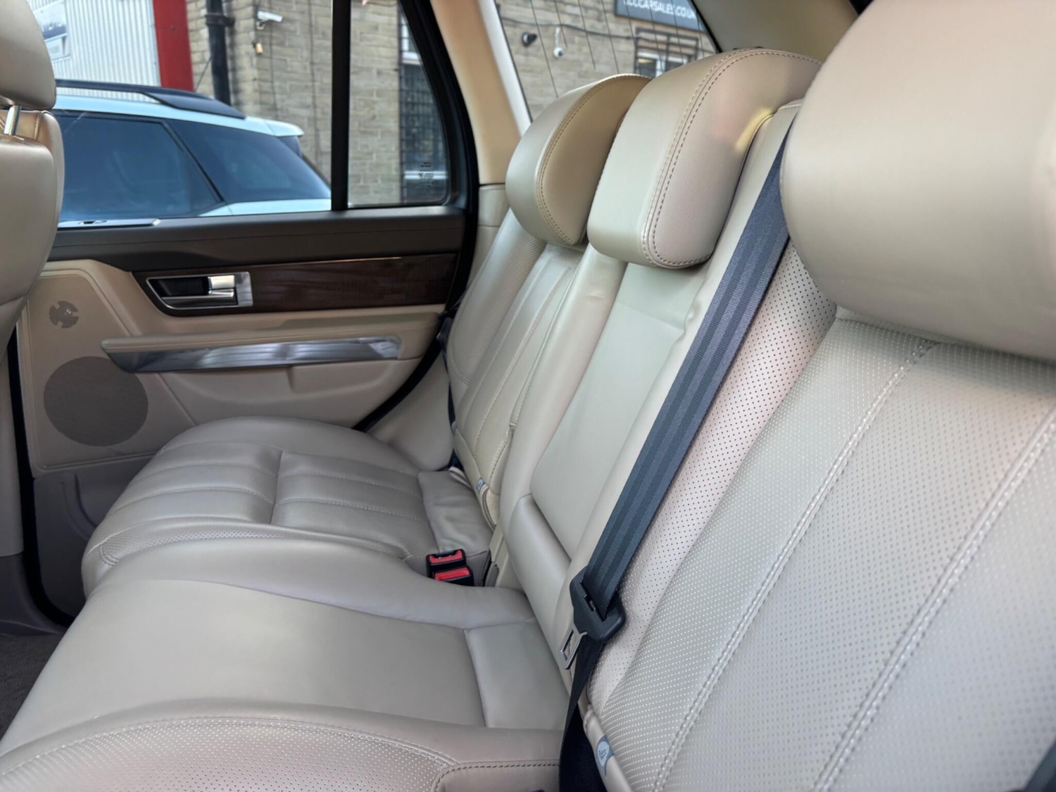 Used Land Rover Range Rover Sport 2012 for sale - 76398041: Photo 18