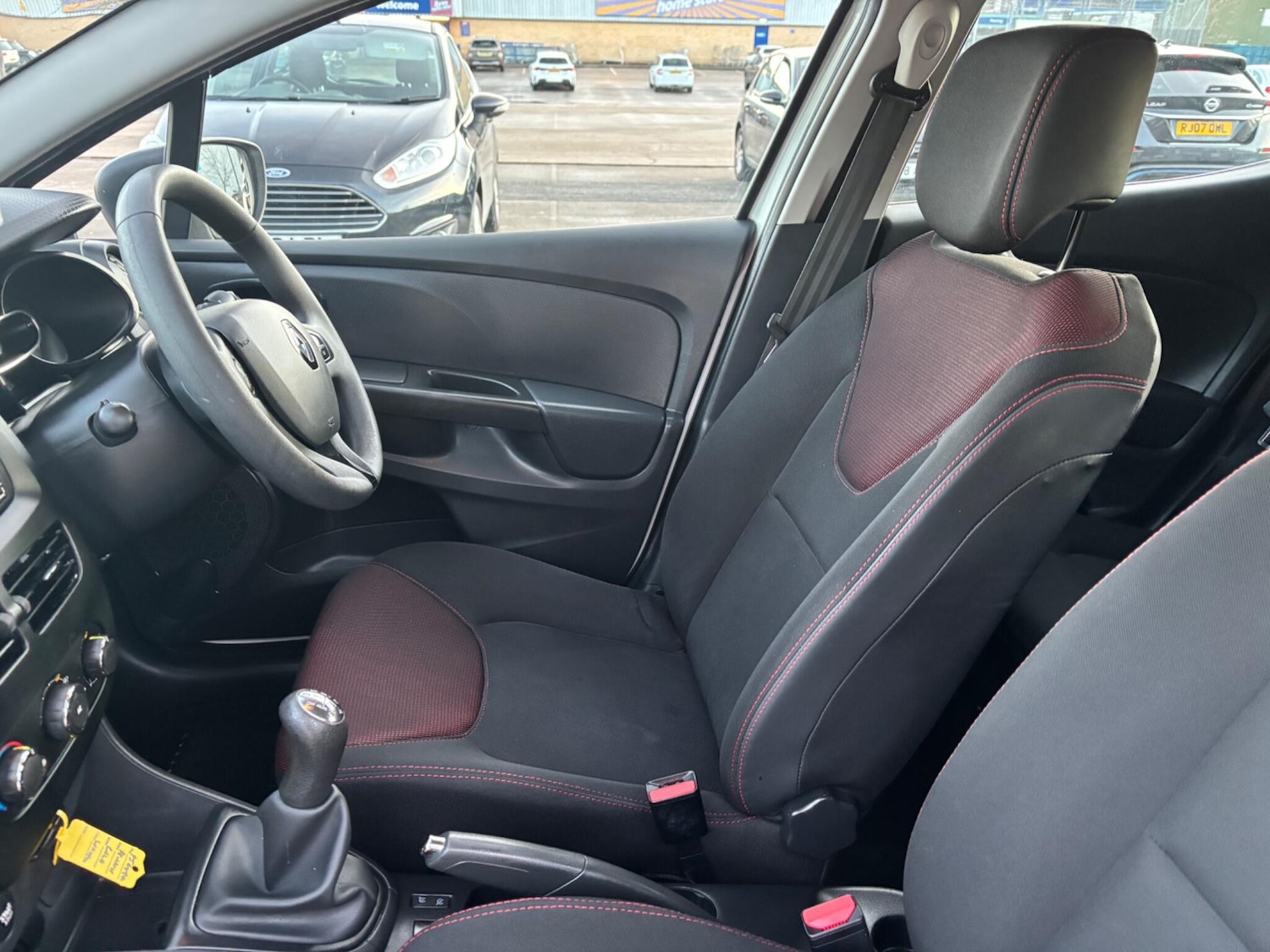 Used Renault Clio 2014 for sale - 77120611: Photo 14