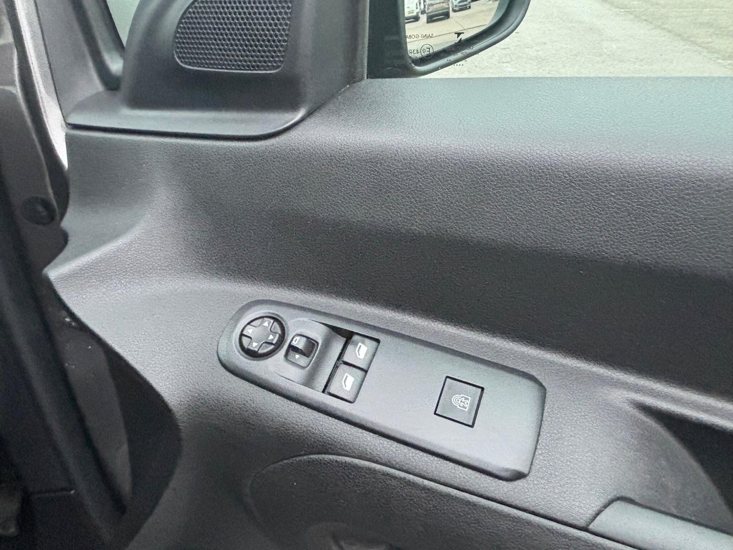 Used Vauxhall Combo Life 2021 for sale - 77029017: Photo 17