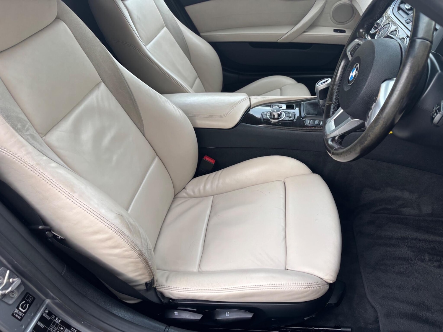 Used BMW Z4 2009 for sale - 76700848: Photo 11