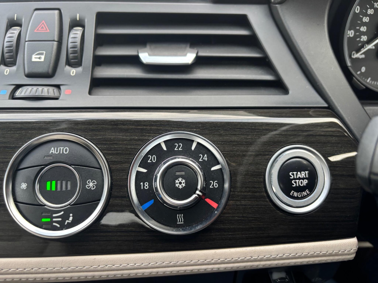 Used BMW Z4 2009 for sale - 76700848: Photo 14