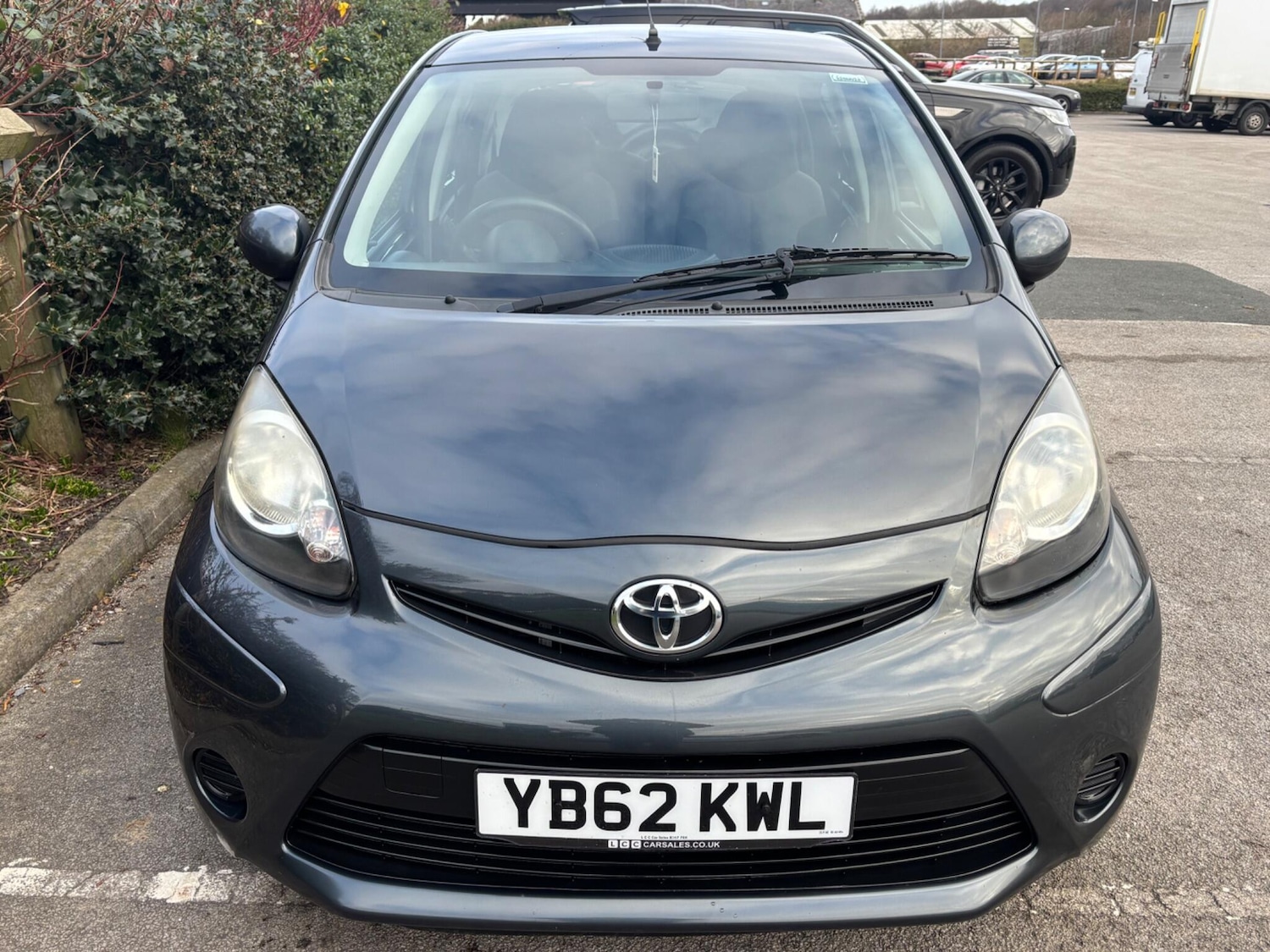 Used Toyota AYGO 2013 for sale - 77074628: Photo 2