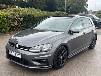 Volkswagen - Golf