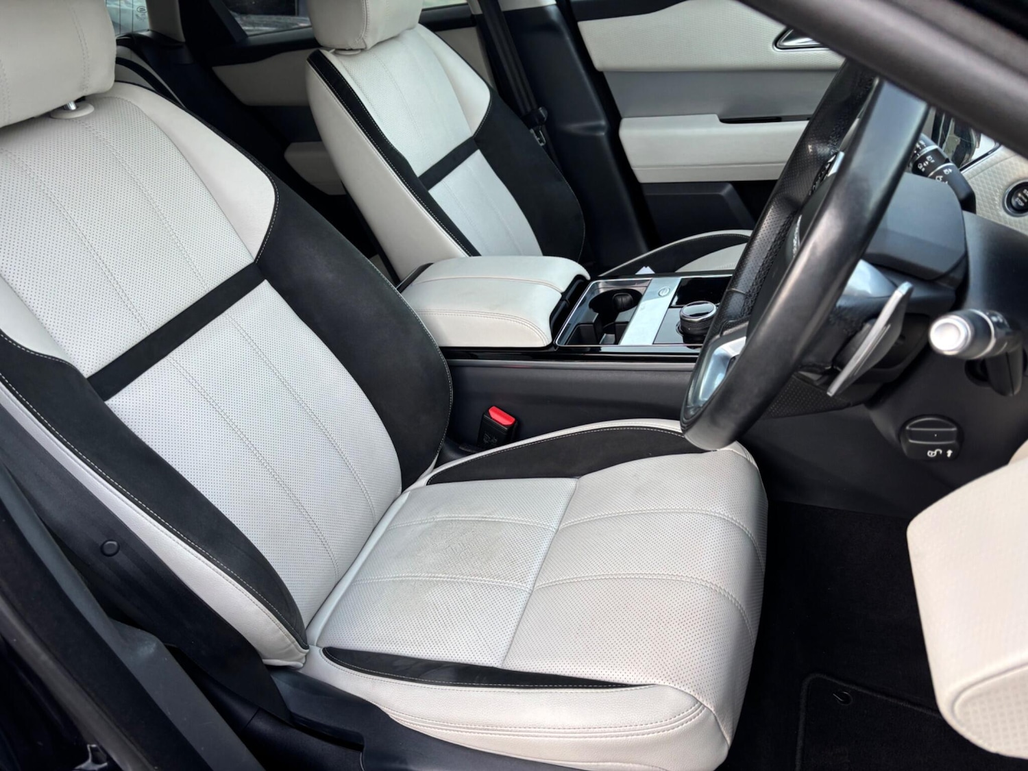 Used Land Rover Range Rover Velar for sale - 77215692: Photo 10