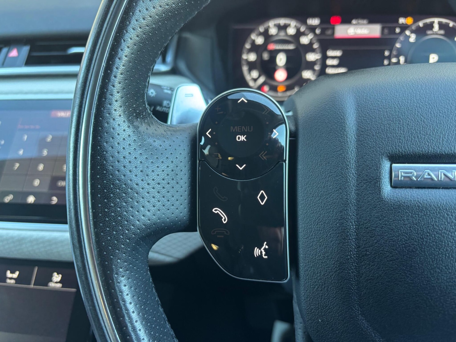 Used Land Rover Range Rover Velar for sale - 77215692: Photo 17