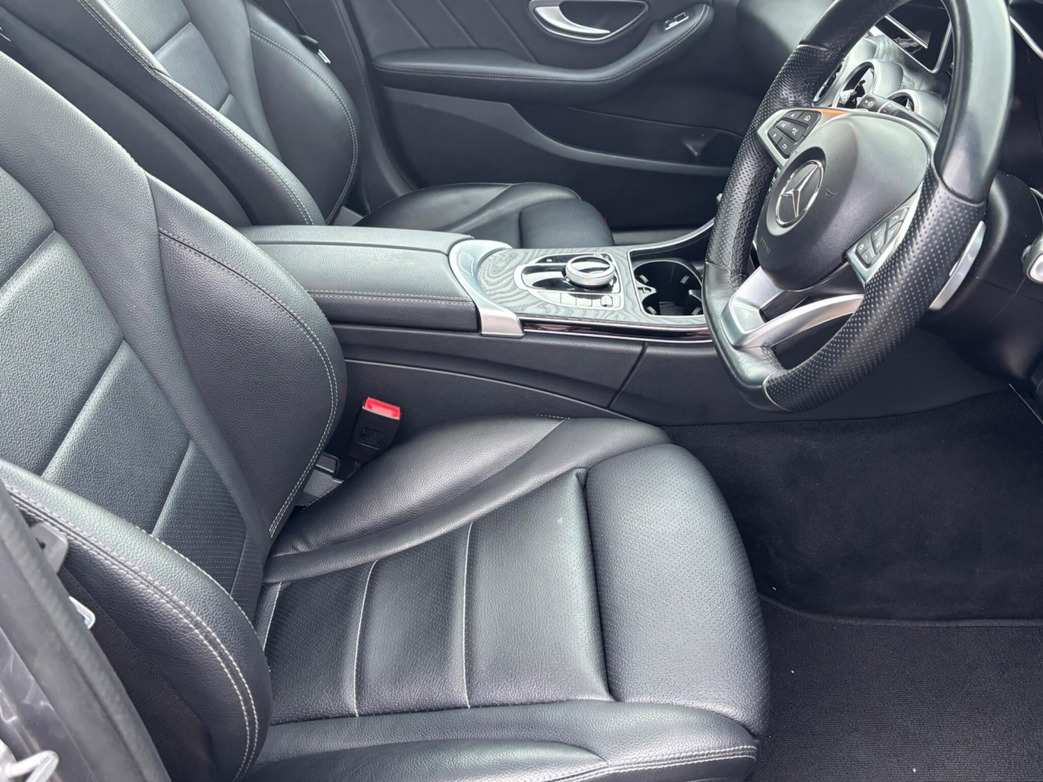 Used Mercedes-Benz C Class 2017 for sale - 77130885: Photo 15