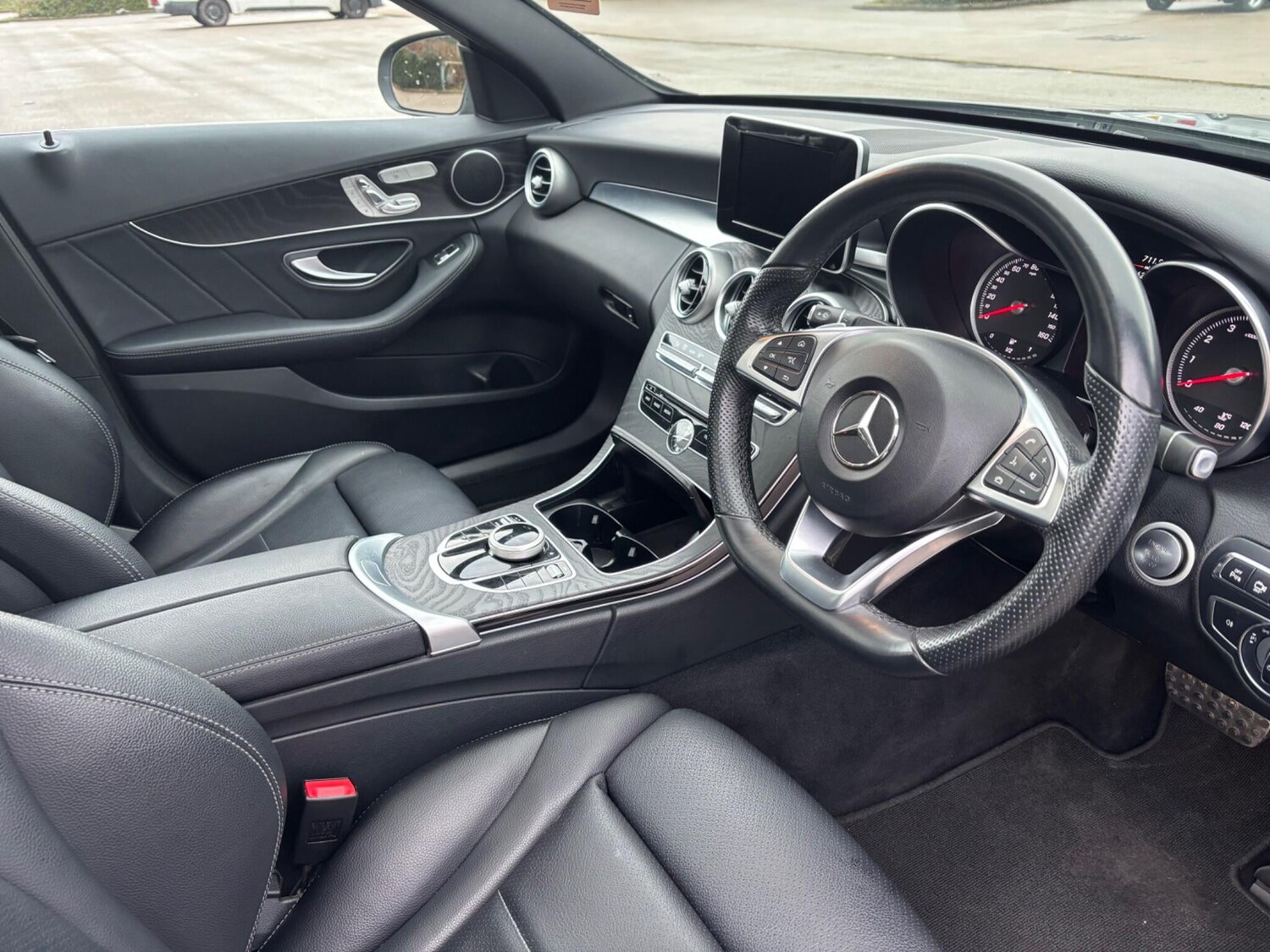 Used Mercedes-Benz C Class 2017 for sale - 77130885: Photo 19