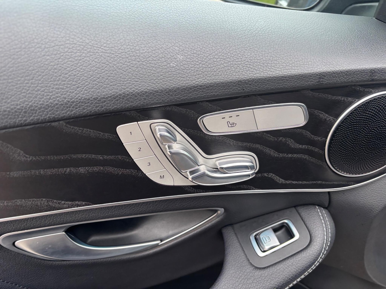 Used Mercedes-Benz C Class 2017 for sale - 77130885: Photo 23