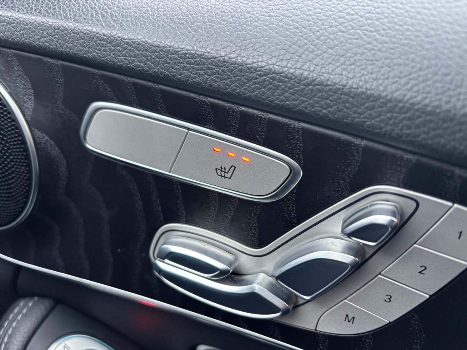 Used Mercedes-Benz C Class 2017 for sale - 77130885: Photo 24