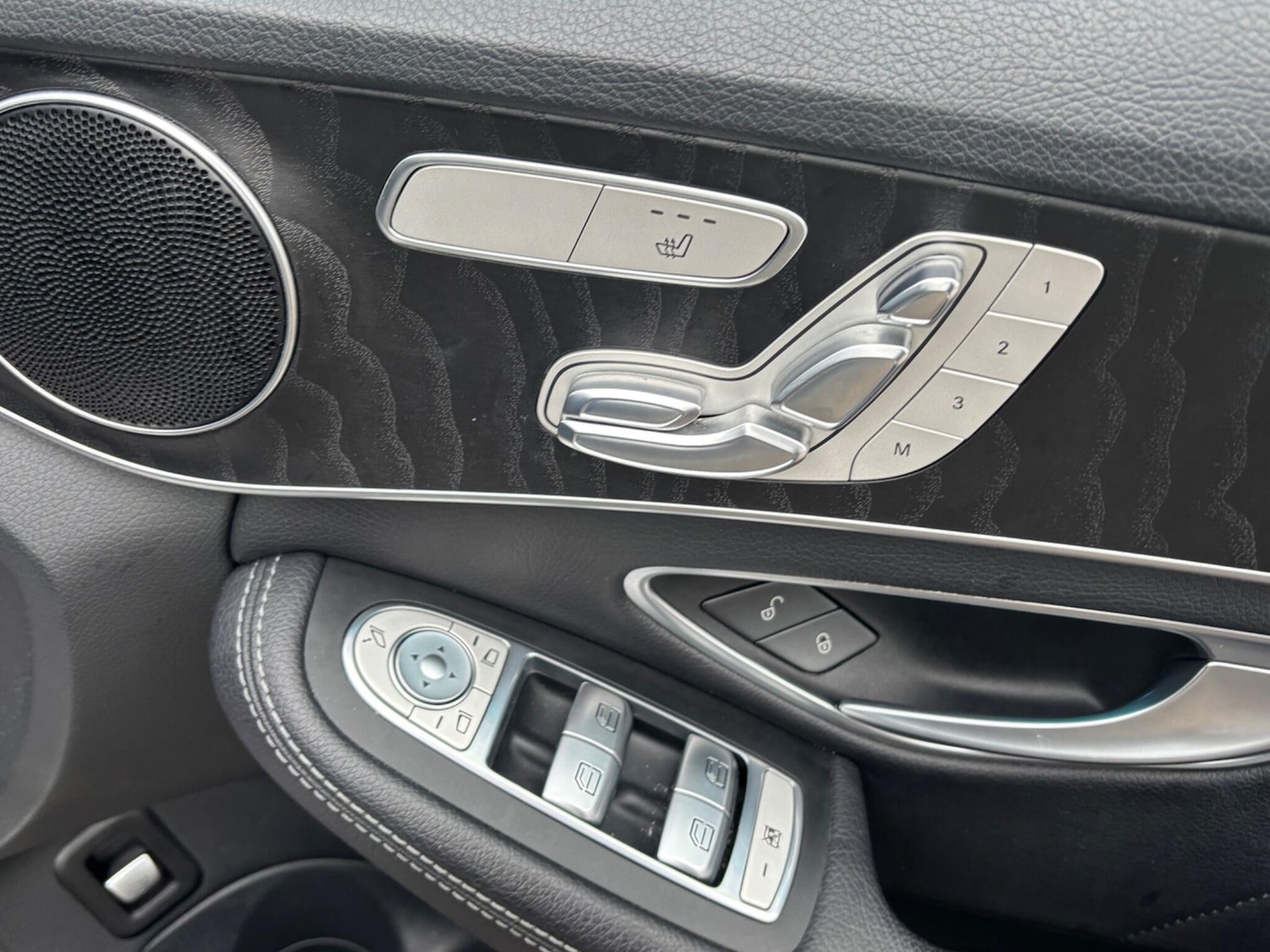 Used Mercedes-Benz C Class 2017 for sale - 77130885: Photo 35