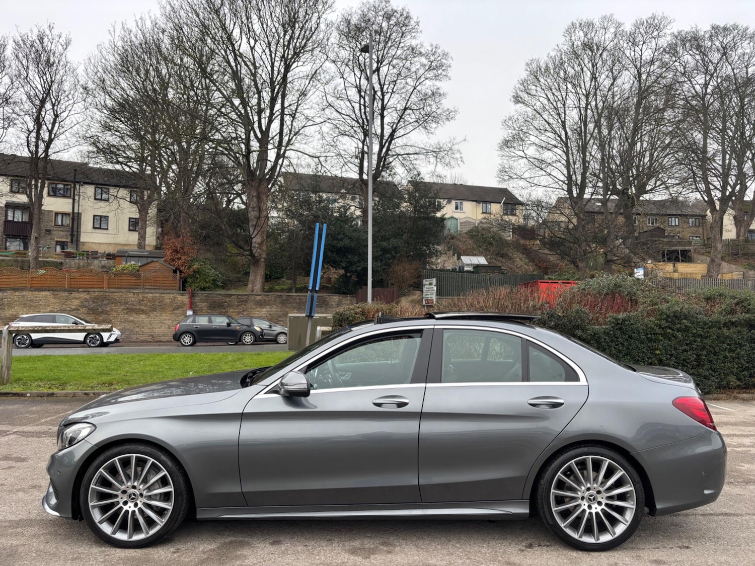 Used Mercedes-Benz C Class 2017 for sale - 77130885: Photo 5