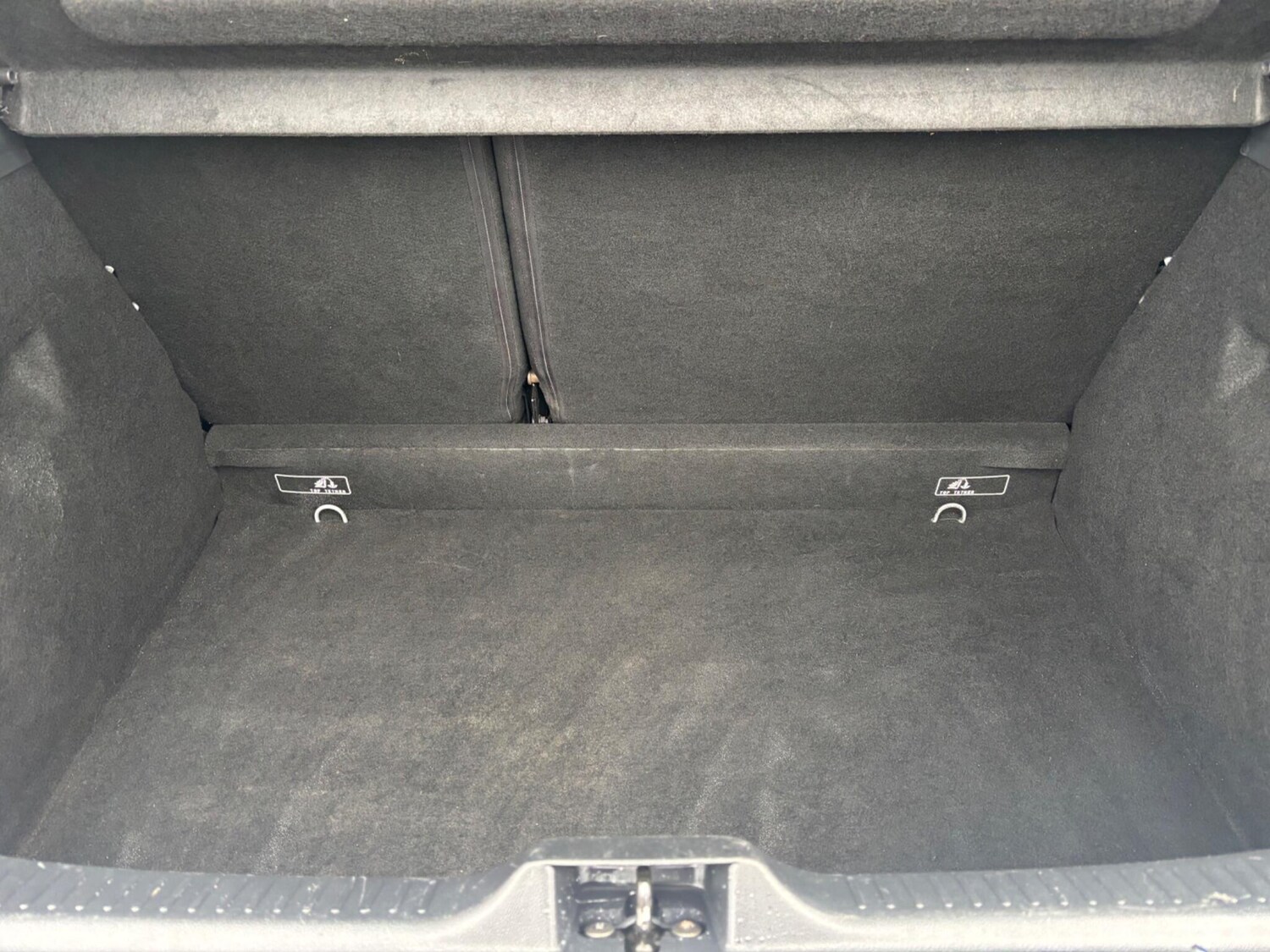 Used Renault Clio 2017 for sale - 76702334: Photo 24