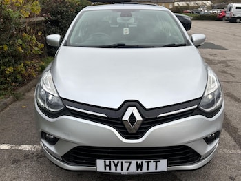 Used Renault Clio 2017 for sale - 76702334: Photo