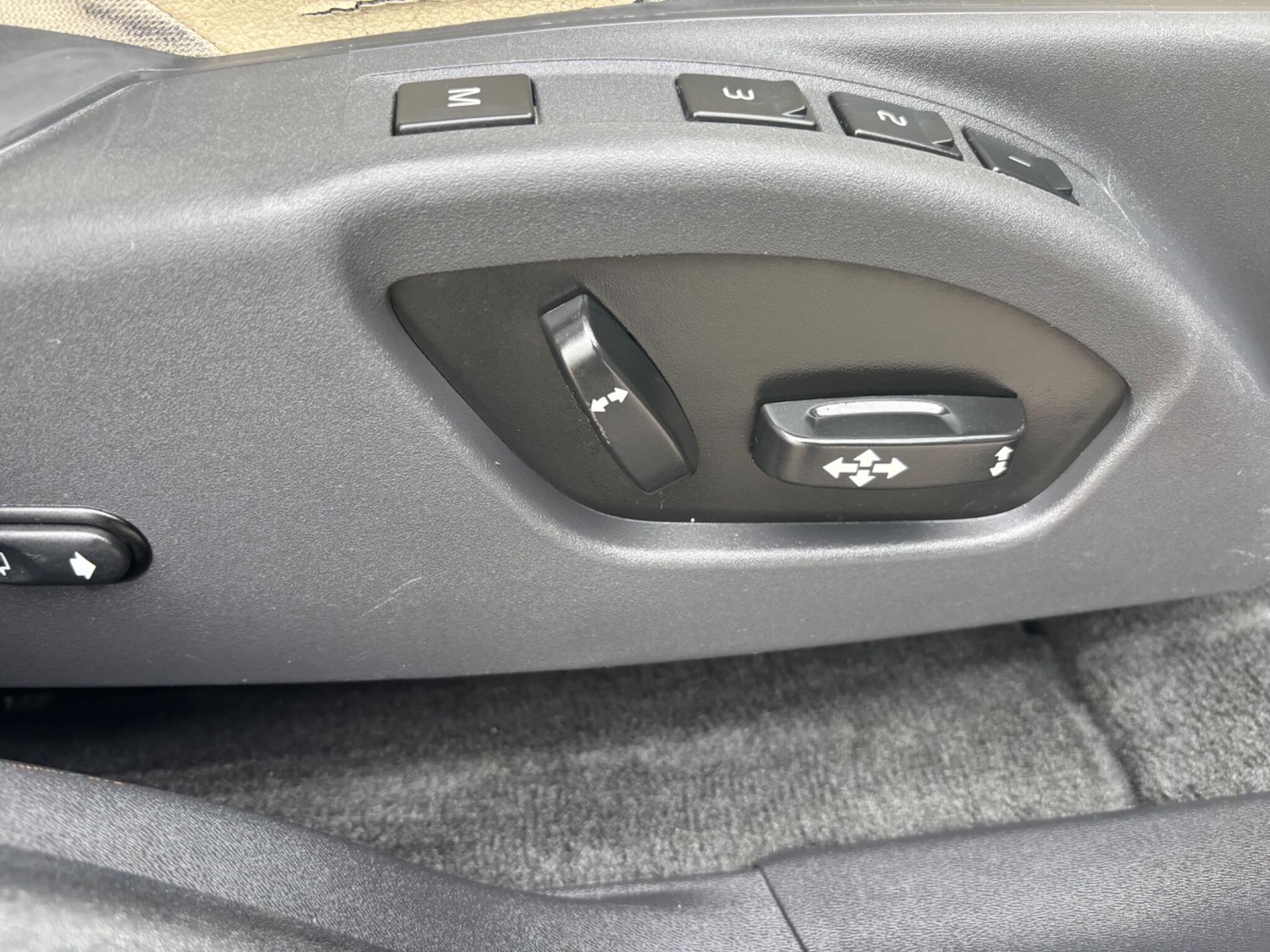 Used Volvo XC60 2014 for sale - 76031659: Photo 15