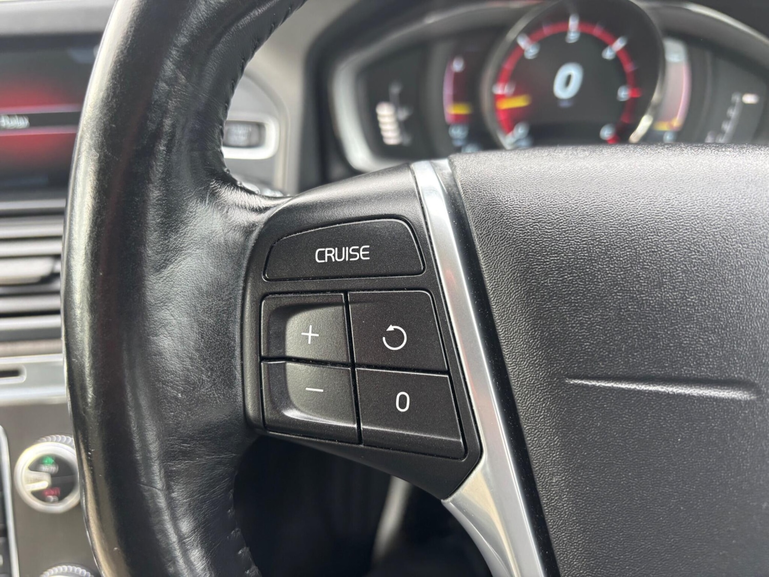 Used Volvo XC60 2014 for sale - 76031659: Photo 19