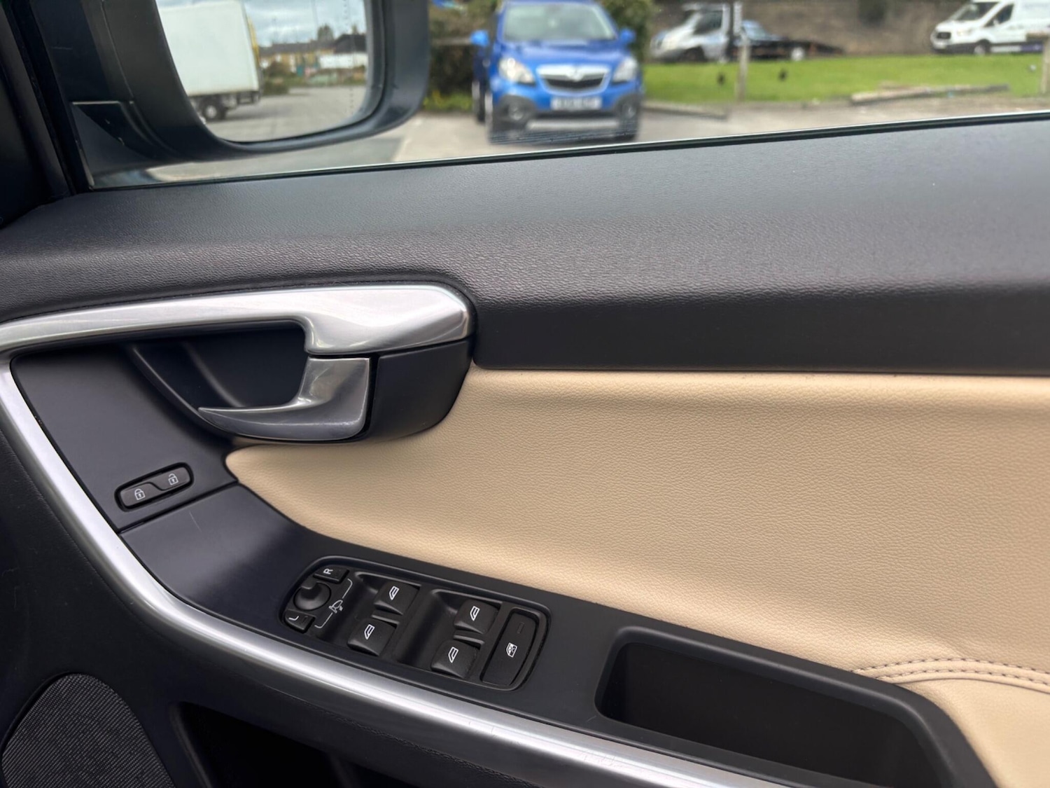 Used Volvo XC60 2014 for sale - 76031659: Photo 20