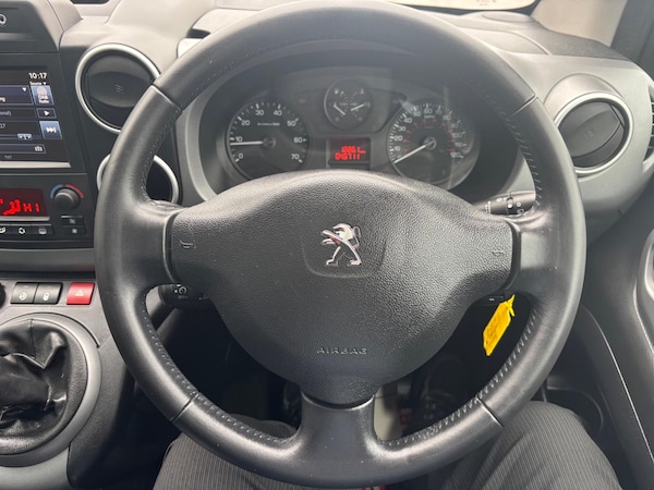 Used Peugeot Partner Tepee 2017 for sale - 76151395: Photo 21