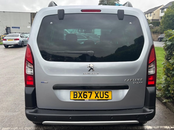 Used Peugeot Partner Tepee 2017 for sale - 76151395: Photo 6