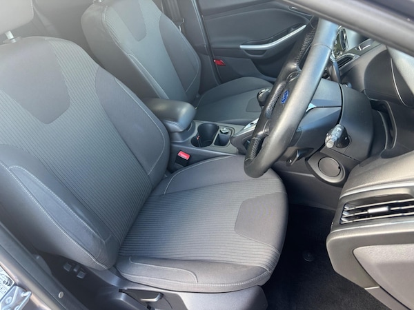 Used Ford Focus 2012 for sale - 76083743: Photo 10