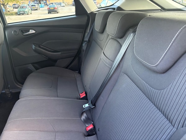 Used Ford Focus 2012 for sale - 76083743: Photo 12