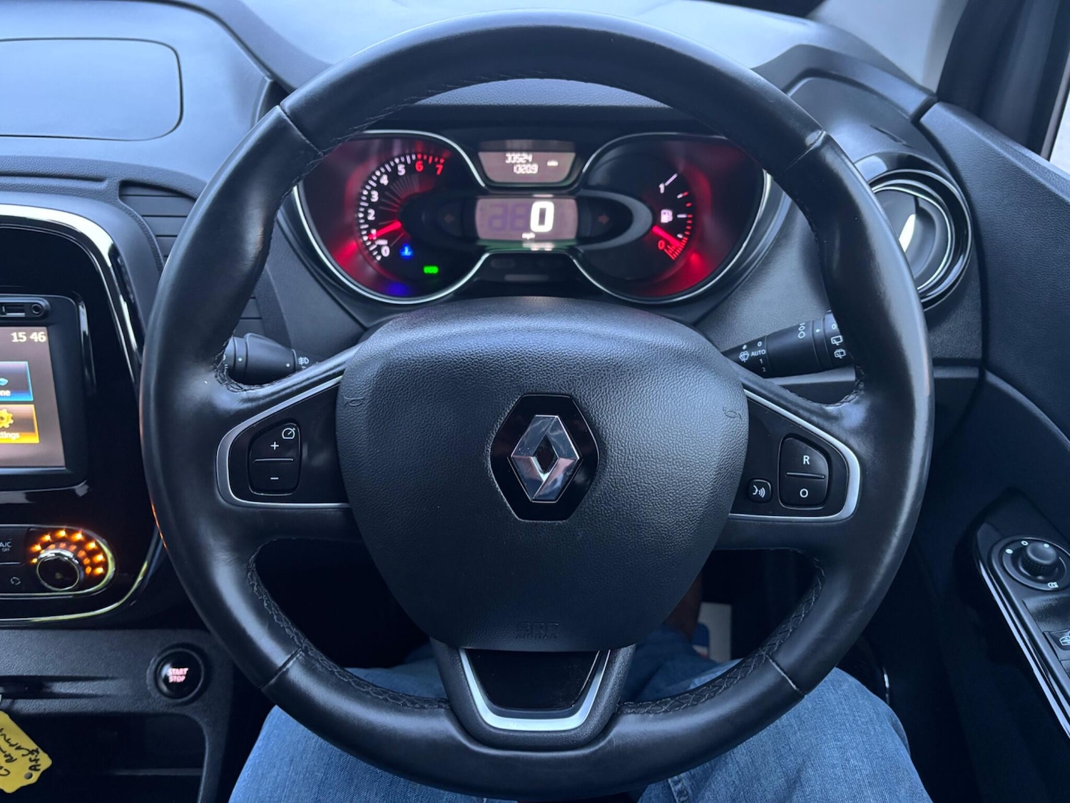 Used Renault Captur for sale - 77074667: Photo 21