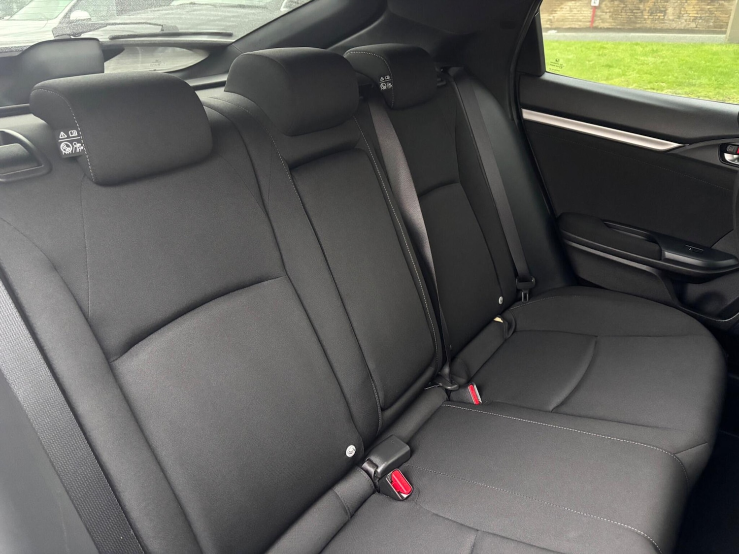 Used Honda Civic 2017 for sale - 77657894: Photo 19