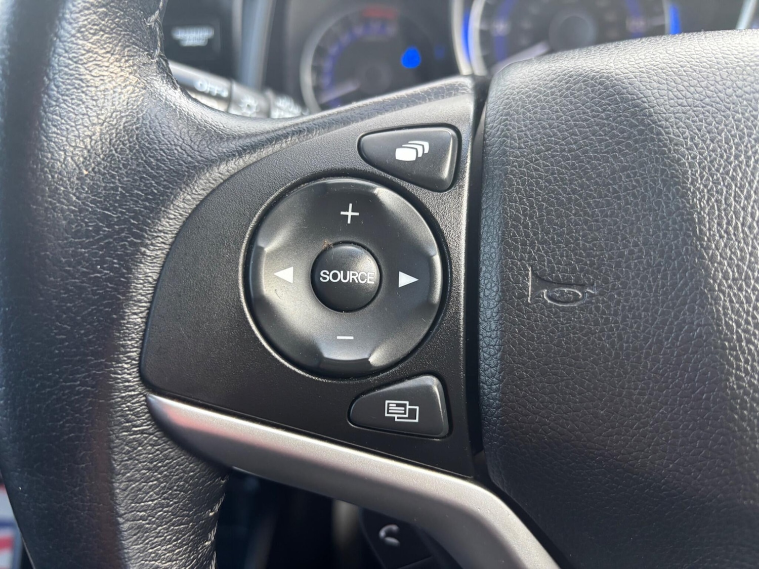 Used Honda Jazz 2018 for sale - 76360052: Photo 15