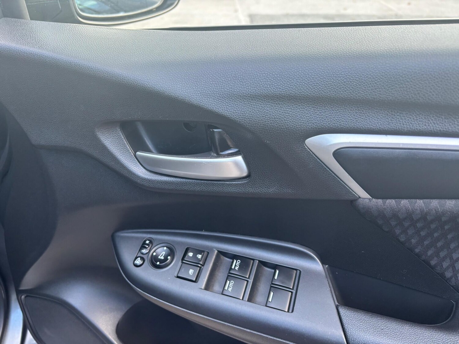 Used Honda Jazz 2018 for sale - 76360052: Photo 24