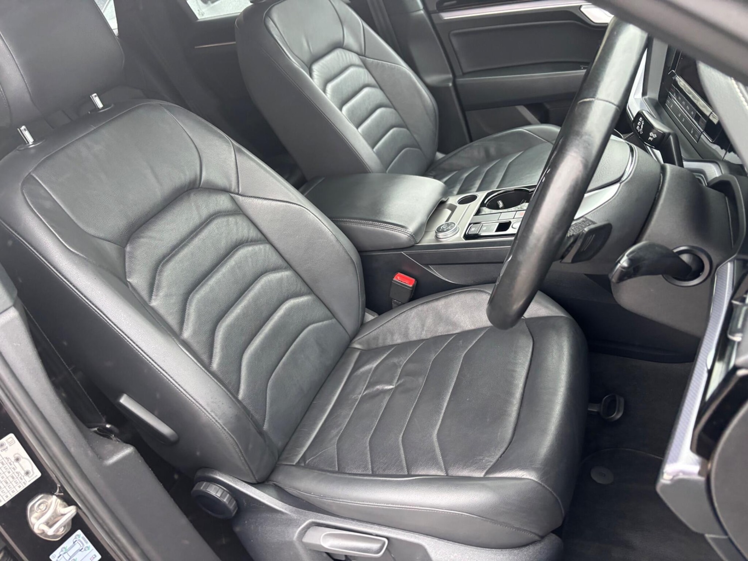 Used Volkswagen Touareg for sale - 77278734: Photo 12