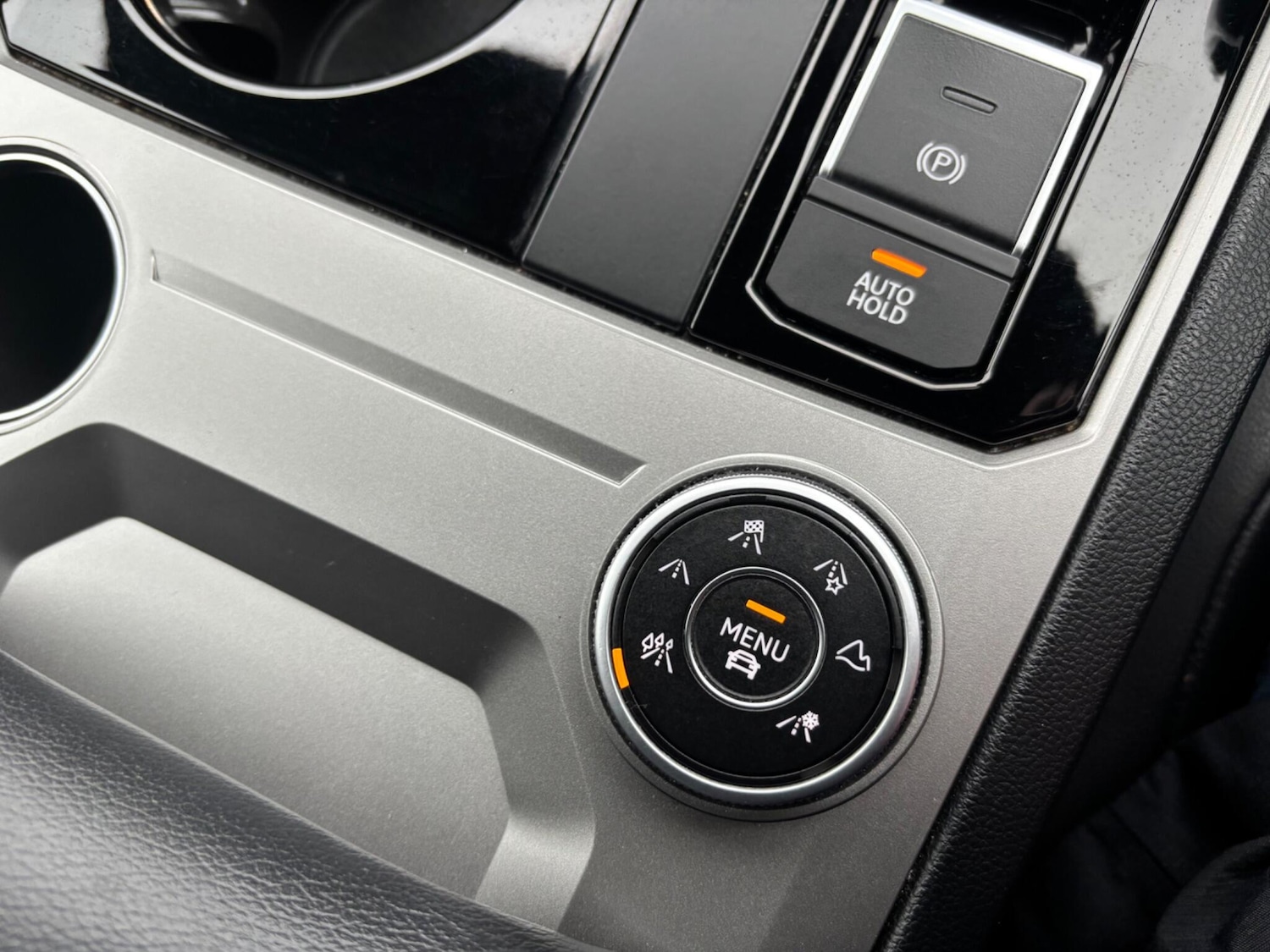 Used Volkswagen Touareg for sale - 77278734: Photo 19