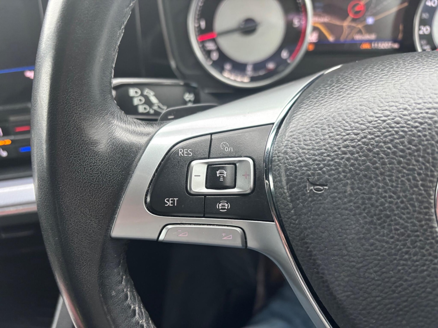 Used Volkswagen Touareg for sale - 77278734: Photo 20