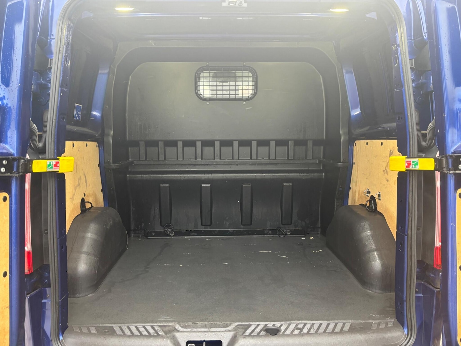 Used Ford Transit Custom 2018 for sale - 76499508: Photo 23