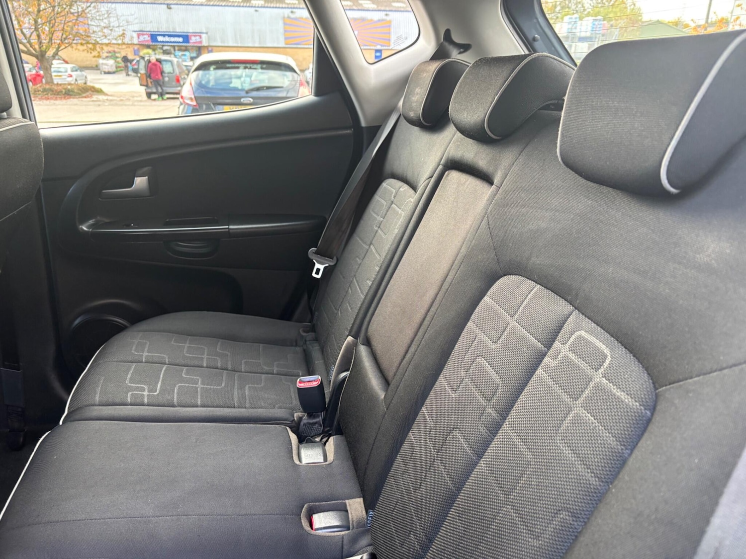 Used Kia Venga 2015 for sale - 76326774: Photo 14