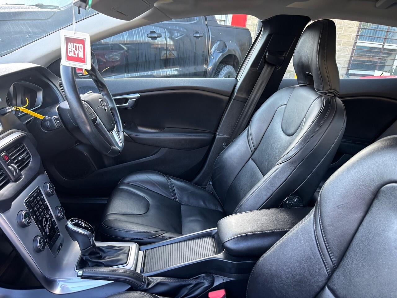 Used Volvo V40 2018 for sale - 77345363: Photo 25