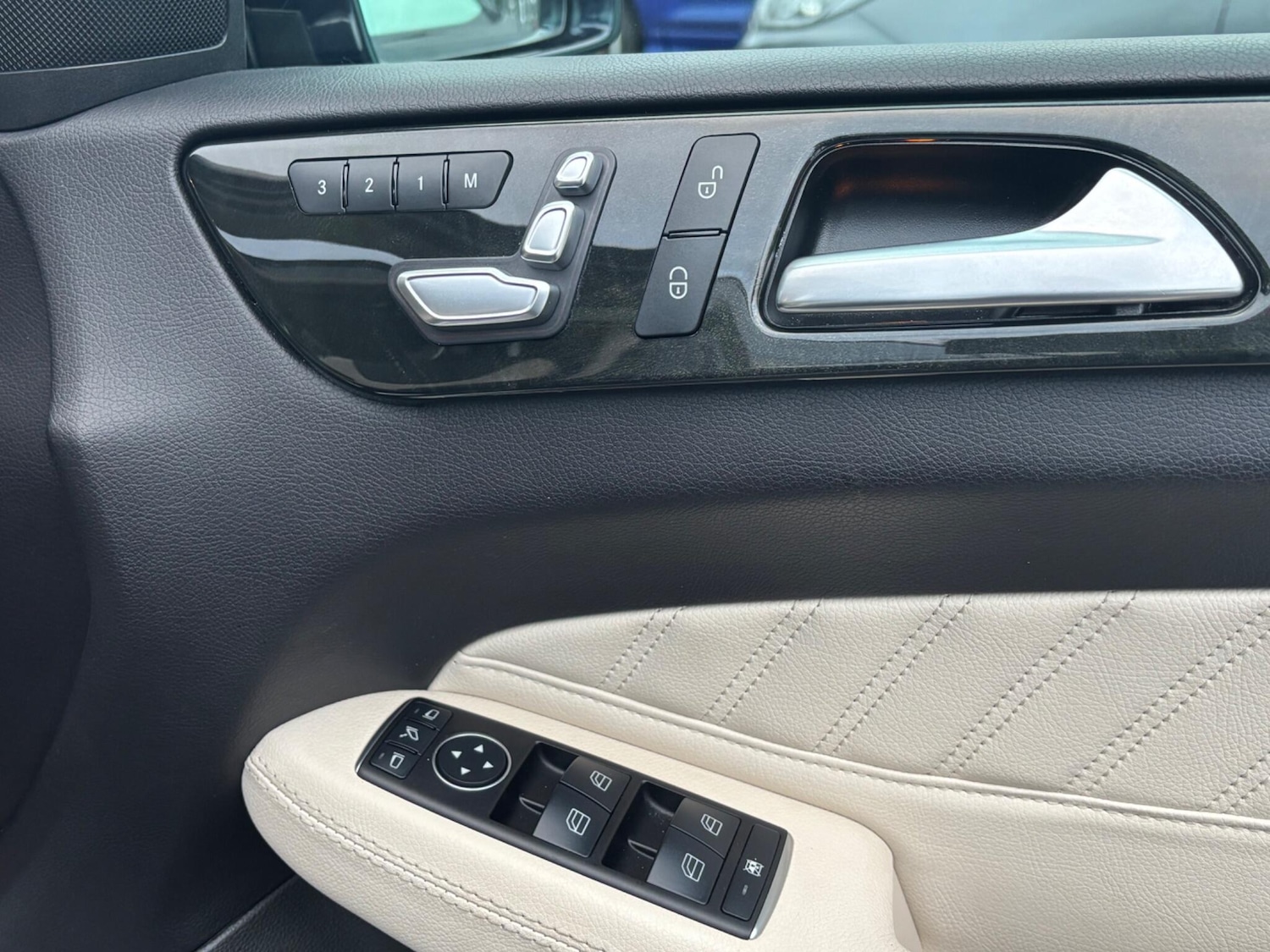 Used Mercedes-Benz GLE 2016 for sale - 77074342: Photo 26