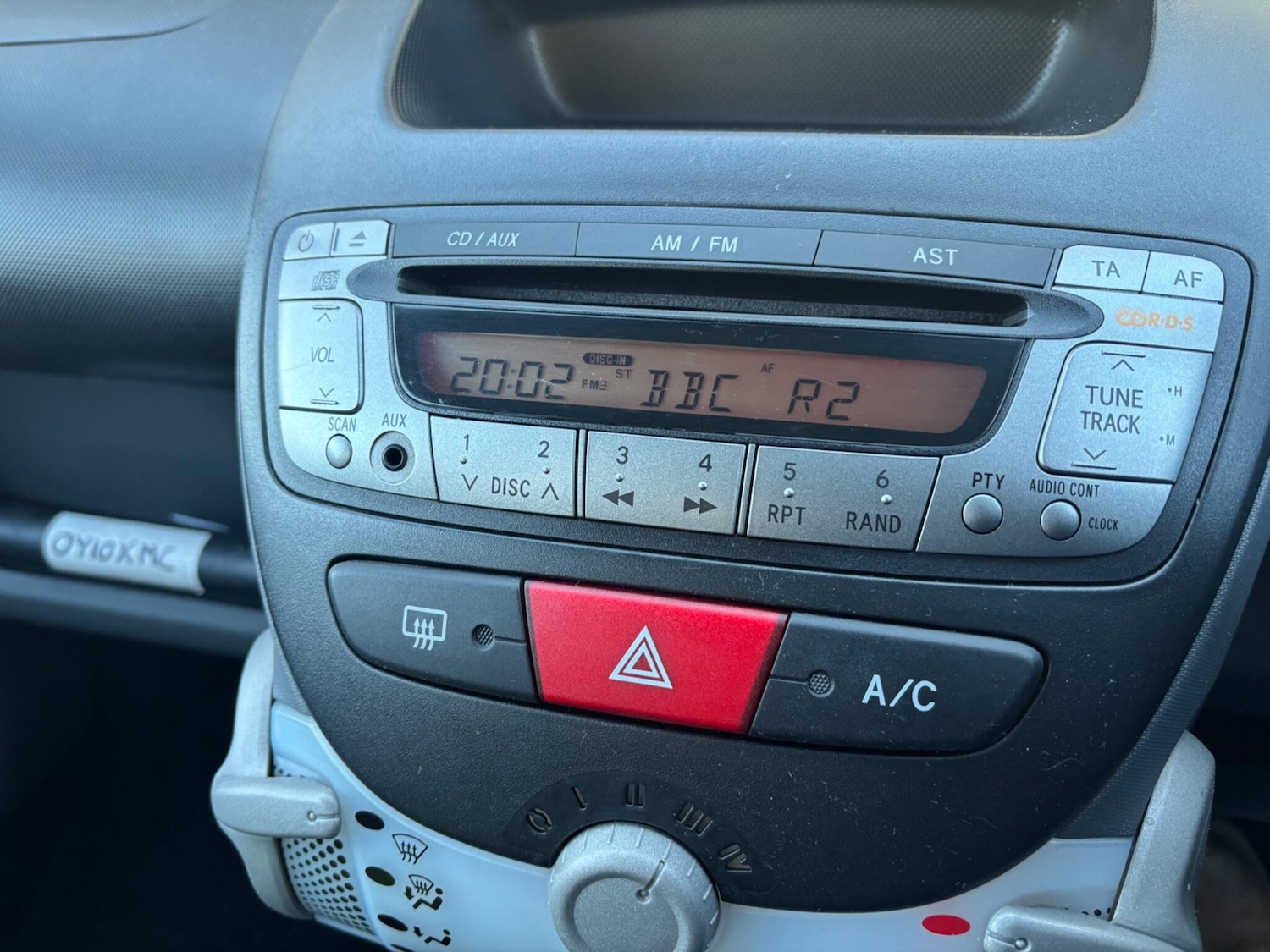 Used Toyota AYGO 2010 for sale - 76781386: Photo 13