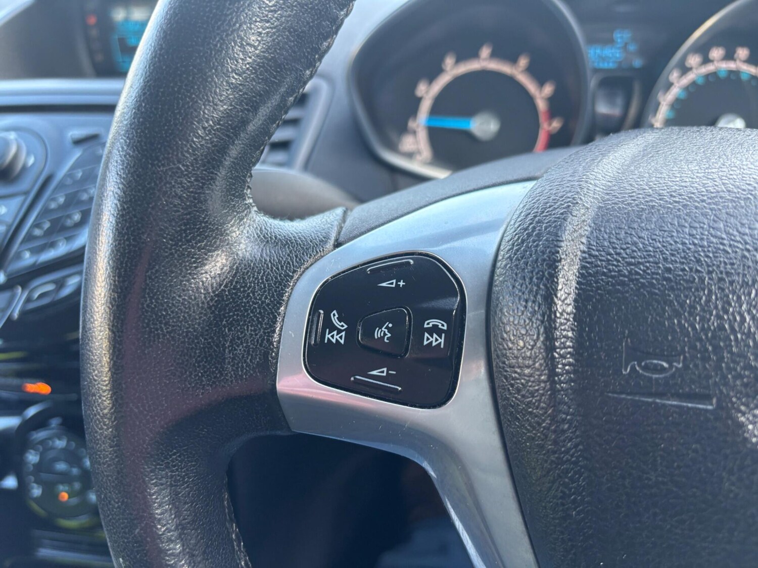 Used Ford Fiesta 2013 for sale - 77345625: Photo 14