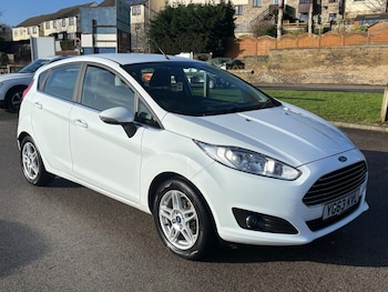 Used Ford Fiesta 2013 for sale - 77345625: Photo