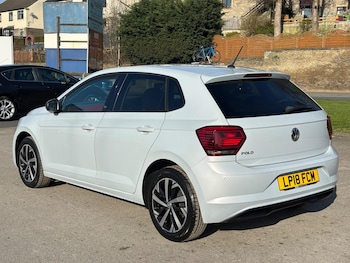 Used Volkswagen Polo 2018 for sale - 77940121: Photo