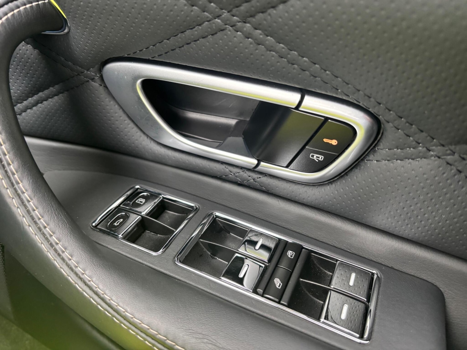 Used Bentley Continental 2010 for sale - 77658138: Photo 32