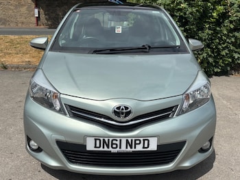 Used Toyota Yaris 2011 for sale - 79395974: Photo