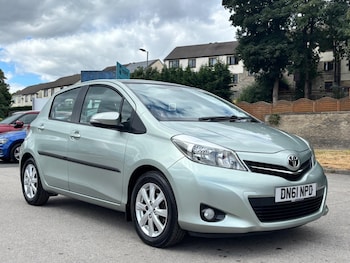 Used Toyota Yaris 2011 for sale - 79395974: Photo