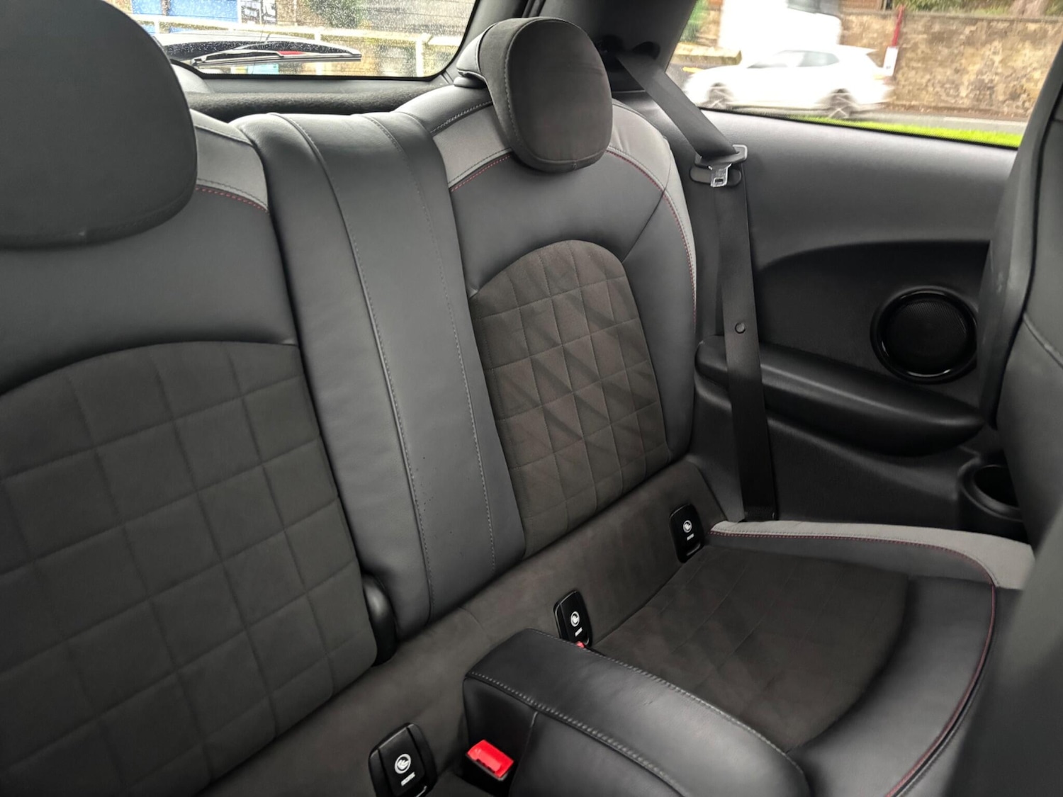 Used MINI Hatch 2019 for sale - 76832860: Photo 14