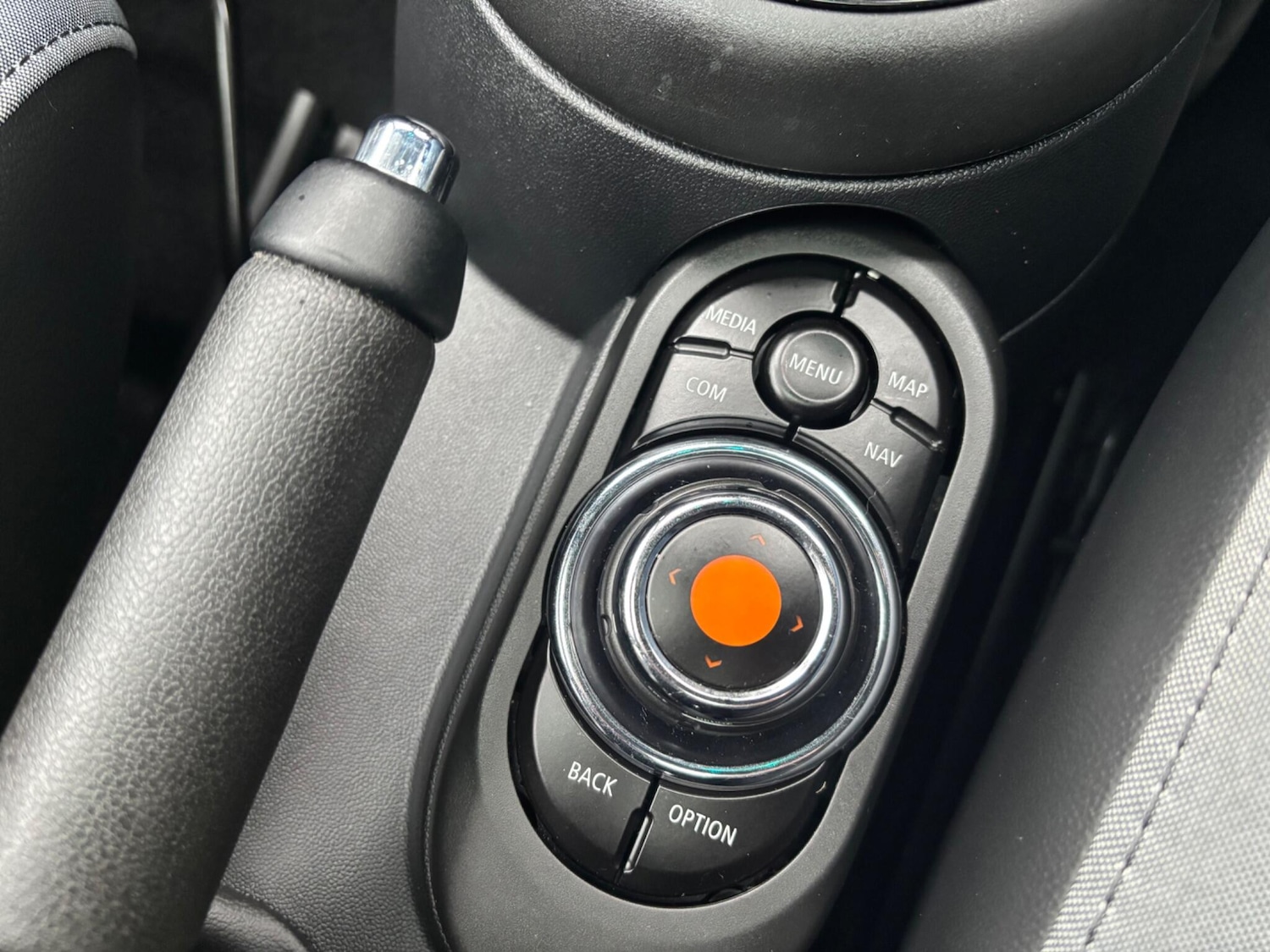 Used MINI Hatch 2019 for sale - 76832860: Photo 15